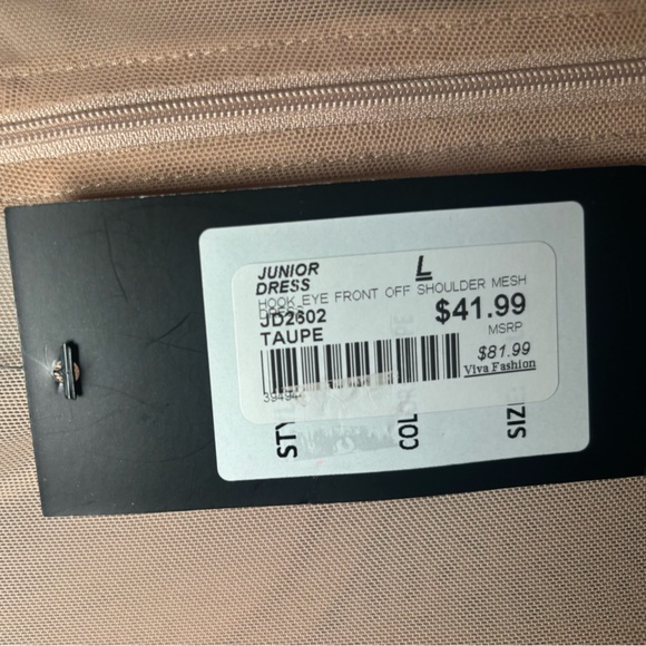 NWT Prom / Formal Dress | Taupe | Large - Picture 5 of 9